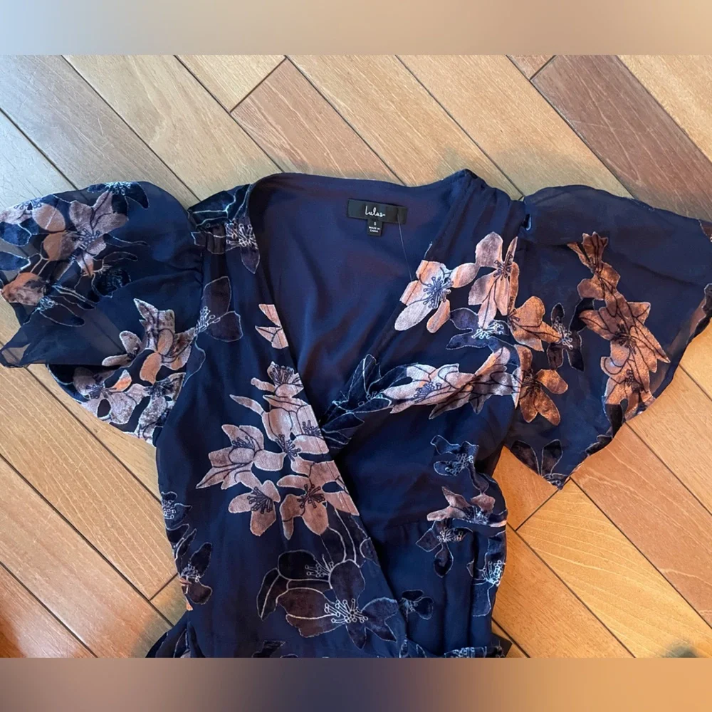 Lulus Navy Floral High Low Feminine Flowy Midi Dress Velvet Detail | Small NWT